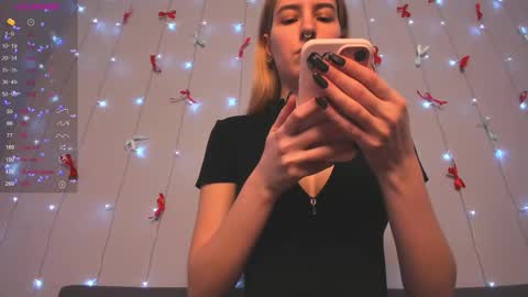 Snapshot of fire_moth chatting on 3, 2, 2026 Bellatrix online show from 3, 2, 2026