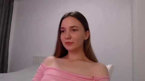 fireflies_fly_ online show from 10, 11, 2025