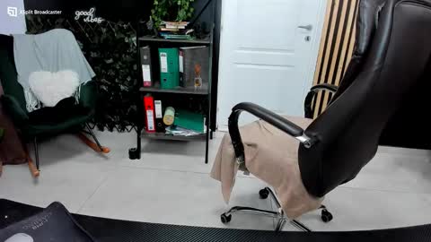 Kallisy online show from 12, 9, 2025