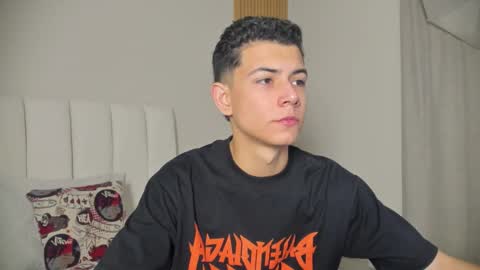 Nicolas online show from 5, 12, 2025