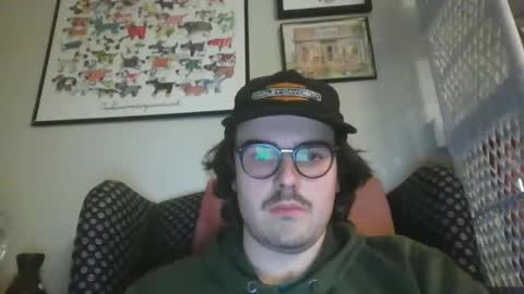 Snapshot of fishlips132 chatting on 17, 12, 2024 IVY online show from 17, 12, 2024