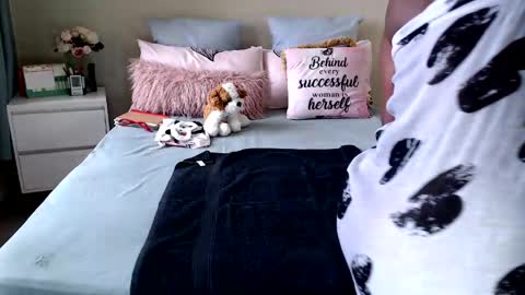 fitblair66_ online show from 22, 4, 2026