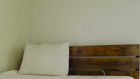 flowergirl online show from 24, 10, 2025