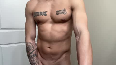 Snapshot of fithornyandtatted chatting on 20, 1, 2025 fithornyandtatted online show from 20, 1, 2025