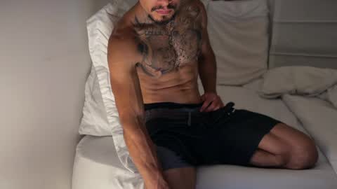 Snapshot of fitjacques chatting on 20, 5, 2026 fitjacques online show from 20, 5, 2026