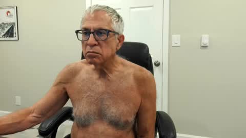 Snapshot of fitman999 chatting on 27, 6, 2026 Jon online show from 27, 6, 2026