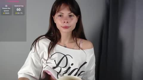 Snapshot of fitmila chatting on 6, 7, 2026 fitmila online show from 6, 7, 2026