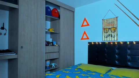 Elias Valencia online show from 3, 3, 2025