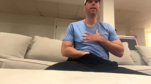 Snapshot of fittallhungdilf chatting on 30, 3, 2026 fittallhungdilf online show from 30, 3, 2026