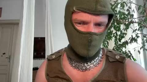 fituniformguy online show from 29, 4, 2026