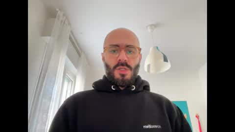 Fla is short for Flavio online show from 10, 1, 2025