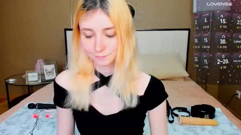 FlexiMona online show from 10, 10, 2025