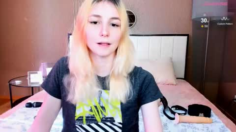 FlexiMona online show from 17, 10, 2025