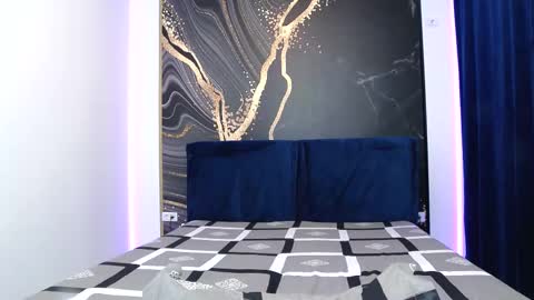 flirtdeea online show from 8, 3, 2025