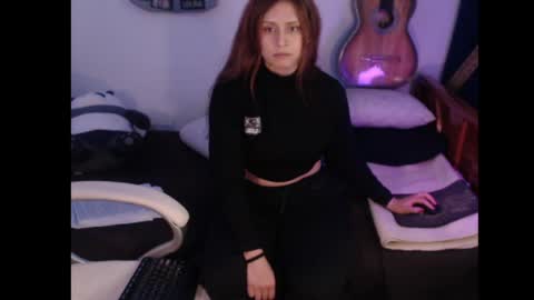 flor3citarockera online show from 11, 4, 2026