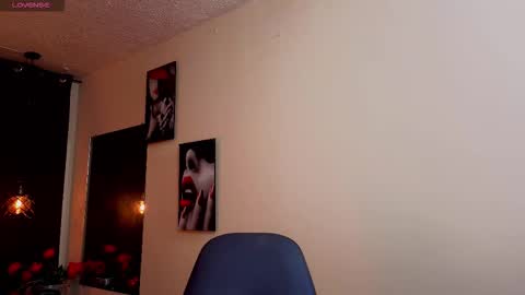 flor_gil online show from 7, 1, 2026