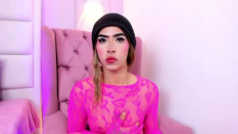 Snapshot of flor_pink chatting on 21, 5, 2026 Flor online show from 21, 5, 2026