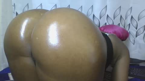 Snapshot of flora_fantasy chatting on 11, 5, 2026 fantasy online show from 11, 5, 2026