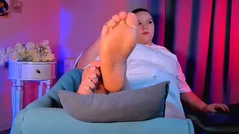 florenceanderson_ online show from 7, 2, 2026