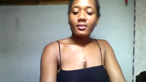 florencia011 online show from 14, 2, 2025