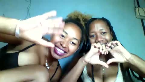 florencia011 online show from 17, 2, 2025