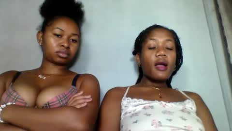 florencia011 online show from 25, 2, 2025