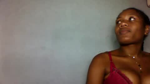 florencia011 online show from 10, 3, 2025