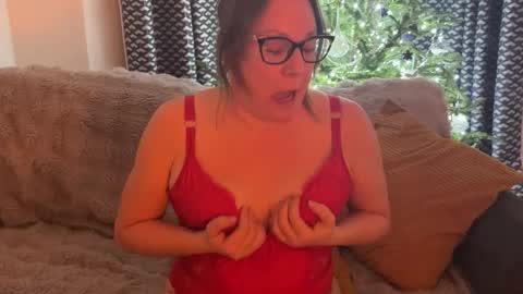 flossyishot online show from 25, 12, 2024