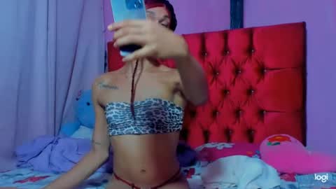 Snapshot of flower_weed chatting on 17, 6, 2026 Flower weed online show from 17, 6, 2026