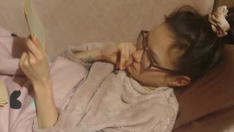 say meow and send tip  online show from 22, 2, 2026