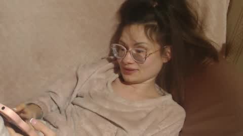 say meow and send tip  online show from 11, 3, 2026