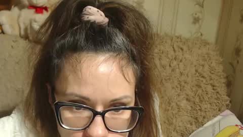 say meow and send tip  online show from 25, 1, 2025