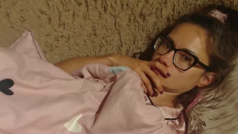 say meow and send tip  online show from 13, 9, 2025