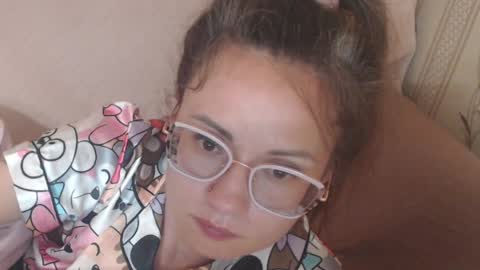 Snapshot of flowercandydoll13 chatting on 16, 5, 2026 say meow and send tip online show from 16, 5, 2026