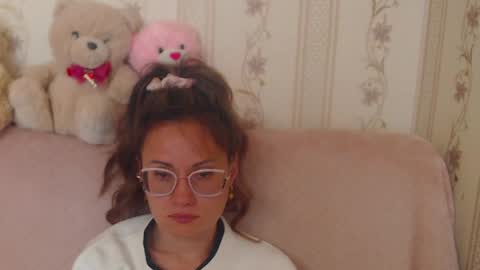Snapshot of flowercandydoll13 chatting on 30, 5, 2026 say meow and send tip online show from 30, 5, 2026