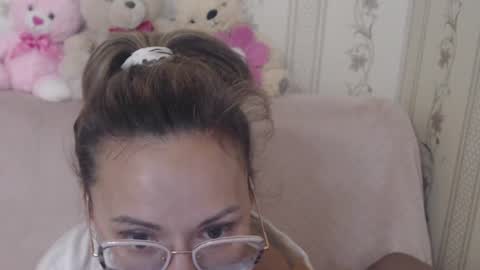 Snapshot of flowercandydoll13 chatting on 20, 7, 2026 say meow and send tip online show from 20, 7, 2026