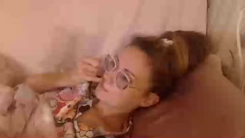 Snapshot of flowercandydoll13 chatting on 28, 7, 2026 say meow and send tip online show from 28, 7, 2026