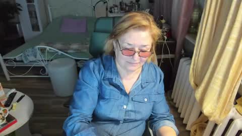 Flowerlower online show from 22, 4, 2026