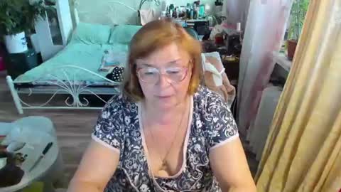 Flowerlower online show from 9, 6, 2026