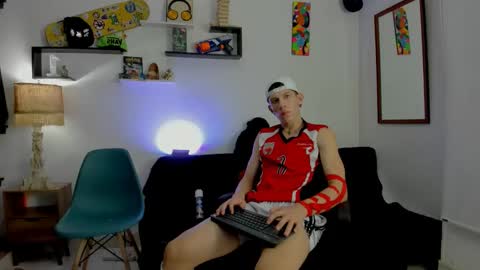 flowers109 online show from 13, 1, 2025