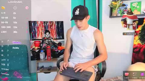 Snapshot of flowers109 chatting on 3, 3, 2026 flowers109 online show from 3, 3, 2026