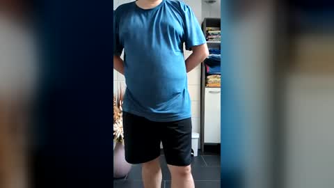 fluffybutt_ online show from 14, 7, 2026
