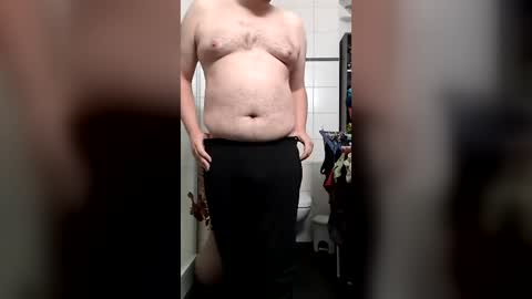 fluffybutt_ online show from 21, 7, 2026