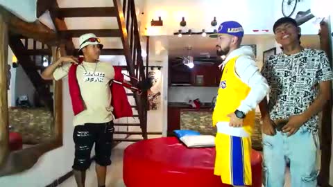 flyckers online show from 4, 1, 2025