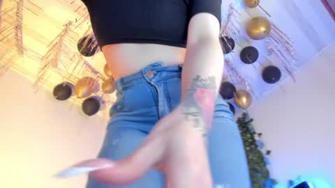 Snapshot of flylia_ chatting on 29, 6, 2026 lia online show from 29, 6, 2026