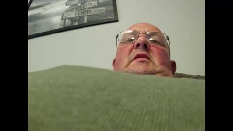 focusfuker online show from 17, 9, 2025