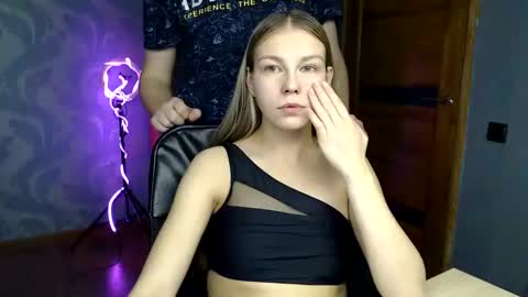 Molli  Ready for any play with you. Hottest show in pvt  Help a student earn big tokens  online show from 19, 2, 2025