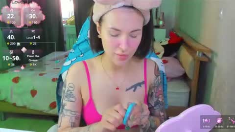 Snapshot of folinskaayaa chatting on 10, 6, 2026 folinskaayaa online show from 10, 6, 2026