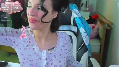 Snapshot of folinskaayaa chatting on 16, 6, 2026 folinskaayaa online show from 16, 6, 2026