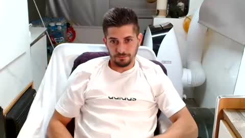 independent model online show from 26, 6, 2026